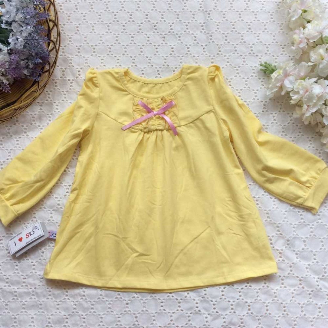 Áo thun cotton ren cổ nơ-